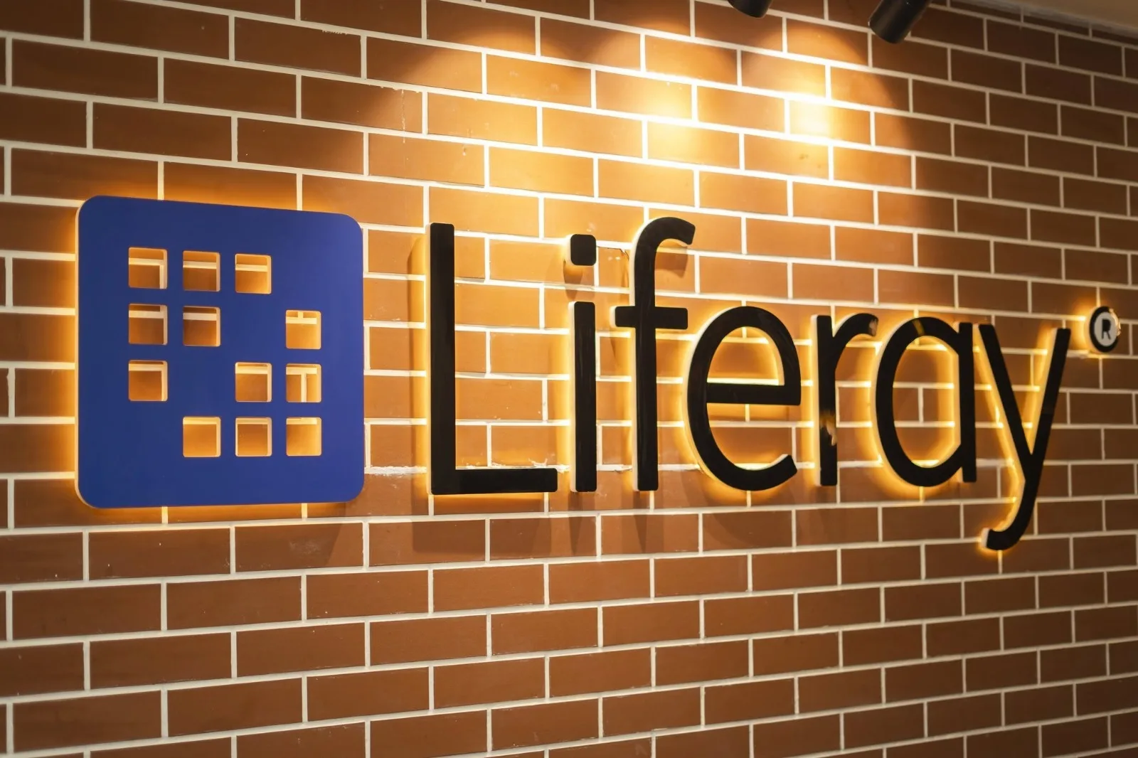 Liferay strengthens digital experience platform as AI adoption grows