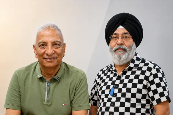 Online Vs. Offline: Nehru Place comments on E-commerce business model