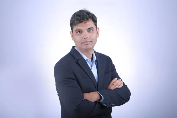 Reimagining Distribution by Ankur Saigal of Capillary Tech