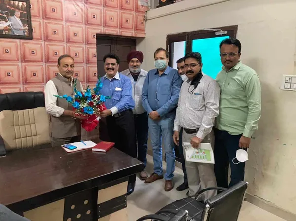 JCDA, Jalandhar Gives Memorandum to the Govt for Professional Tax