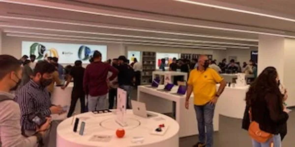 Unicorn launches Gurugram's First Apple Flagship Premium Reseller store