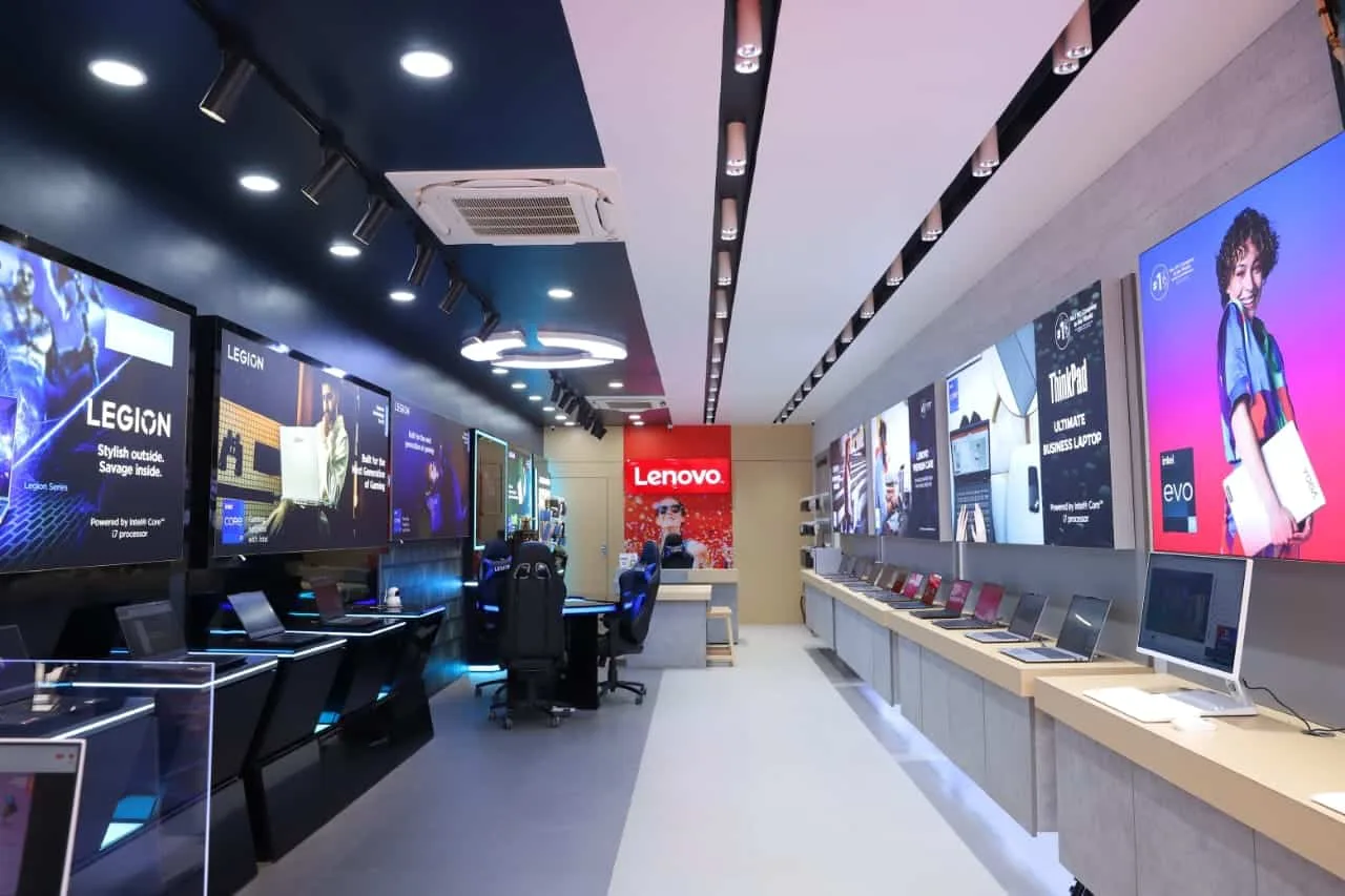 Lenovo Inaugurates 3 Hybrid Stores in Nehru Place, Delhi